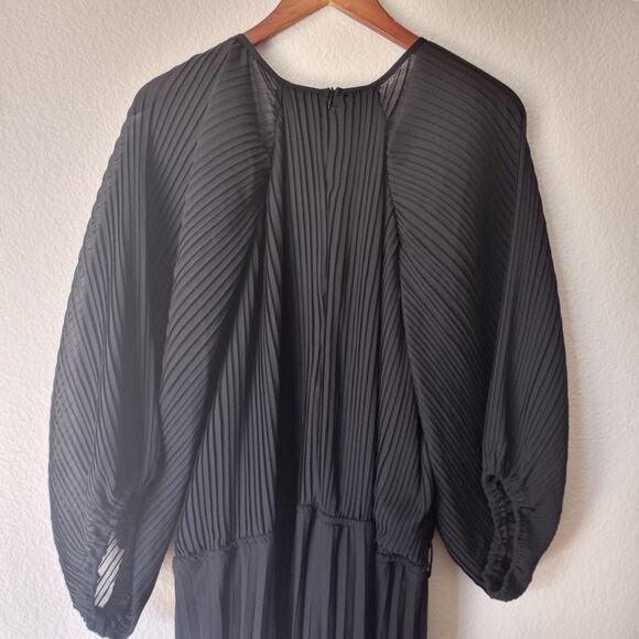 Boohoo Pleated Puff Sleeve Maxi Dress - Picture 10 of 12